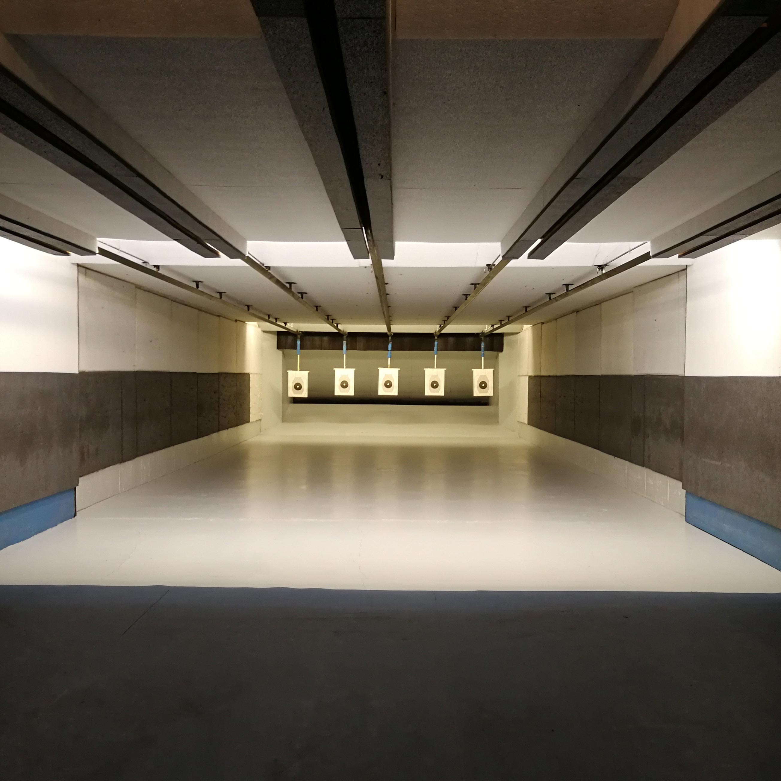T.S.N. Treviglio / Struttura / Poligono in galleria a mt. 10 o 25 per armi corte di grosso calibro con 5 linee automatizzate 3